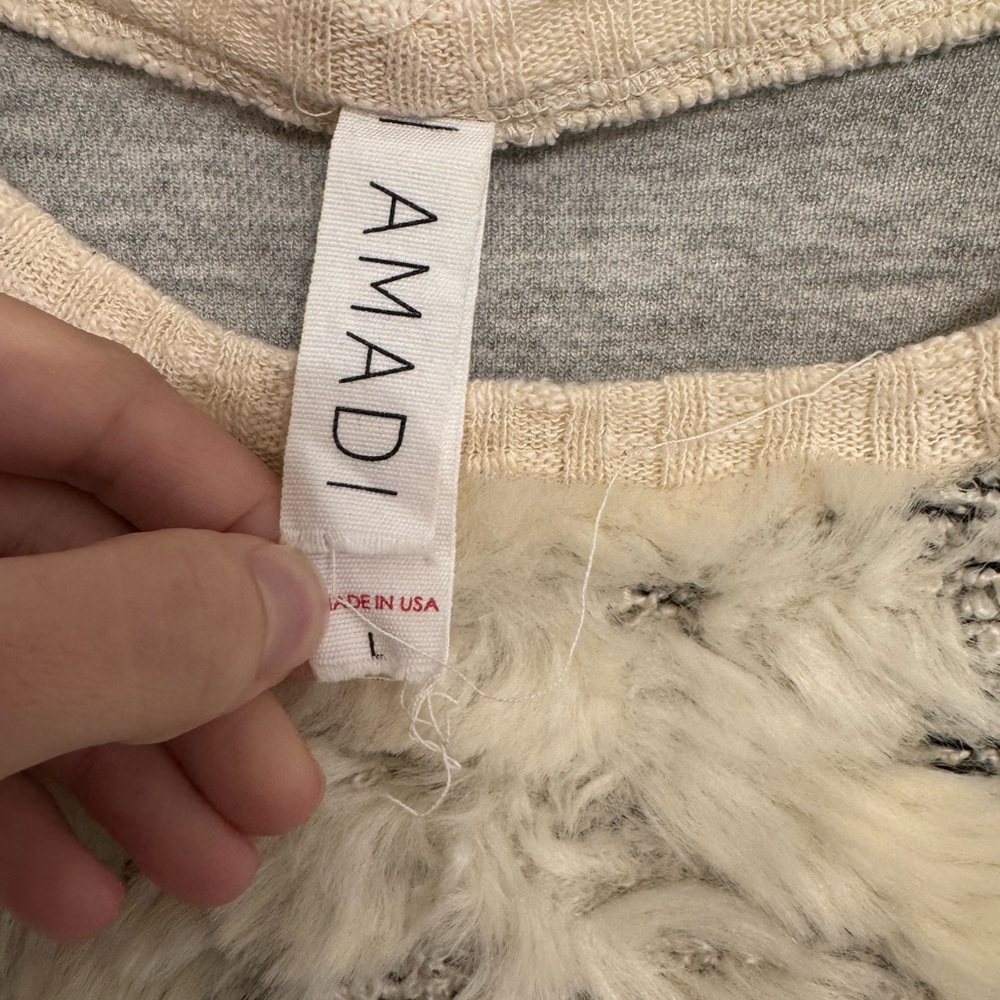 Amadi Anthropologie Women’s Sweater Large Textured Faux Fur Cream Neutral - Picture 3 of 8
